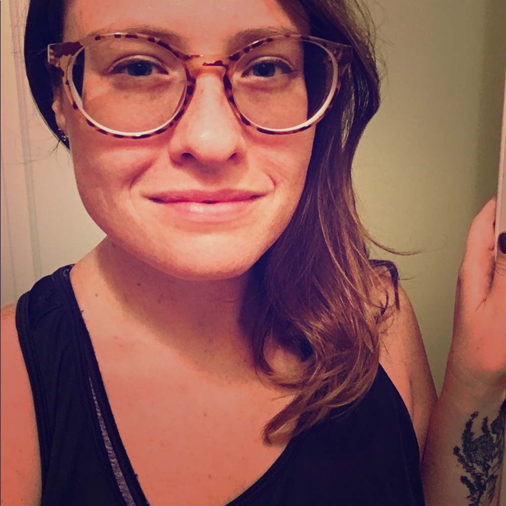 Meet your Posher, Jacqueline